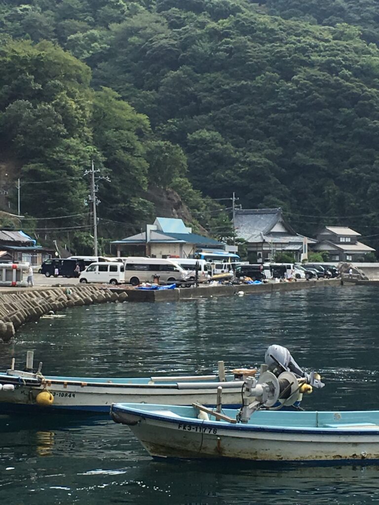 常神半島　常神漁港